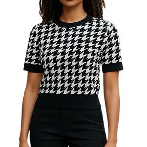 NWT Express Small Black White Houndstooth Short Sleeve Crop Sweater